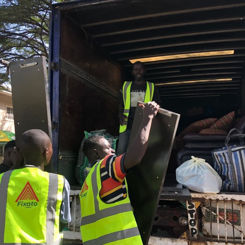 Fixato Men moving things